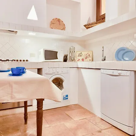 Alba Ruja 1 With Pool Close To Amenities