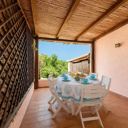 Alba Ruja 1 With Pool Close To Amenities
